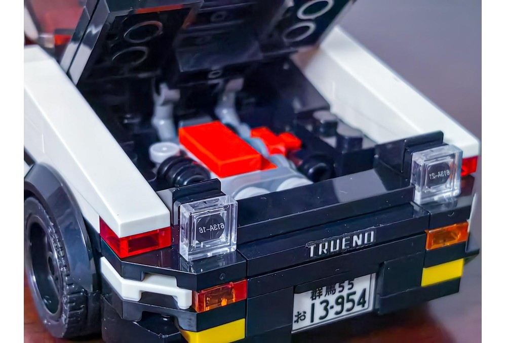 Initial D Toyota AE86 Sprinter Trueno